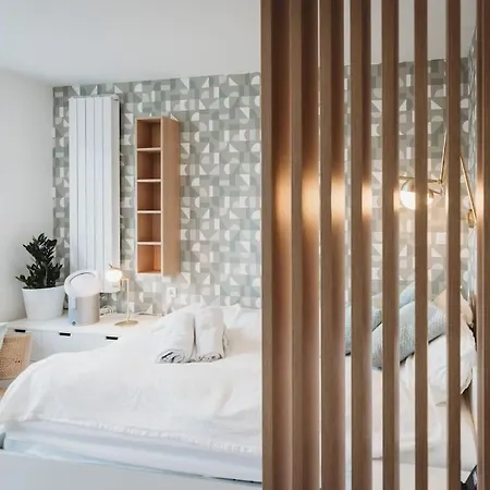 Little M's Kept Secret App * Ljubljana