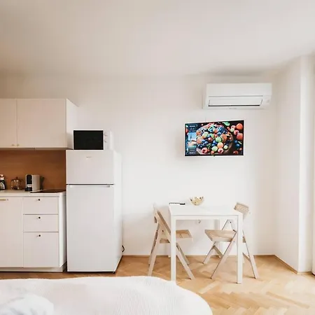 Apartment Little M's Kept Secret App Ljubljana