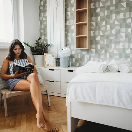 Little M's Kept Secret App * Ljubljana