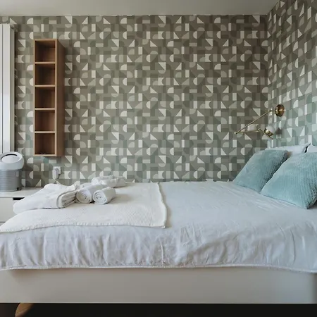 Little M's Kept Secret App Apartman *