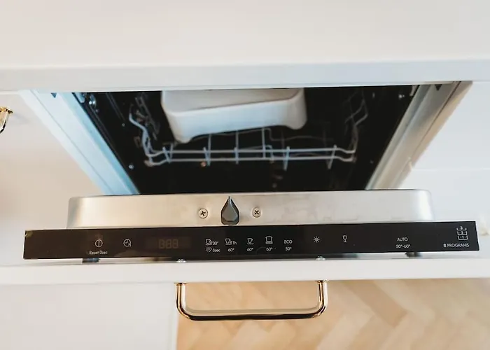 Little M's Kept Secret App Apartamento *