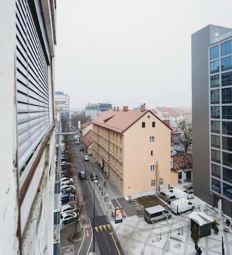 Little M's Kept Secret App * Ljubljana